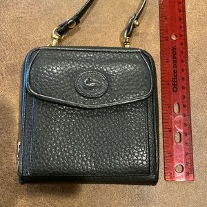 Dooney Bourke purse/clutch in excellent condition.